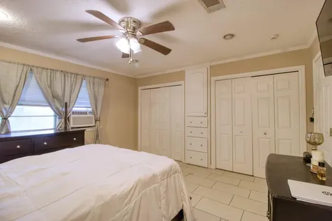 202 Rose Marie Boulevard Hearne TX 77859