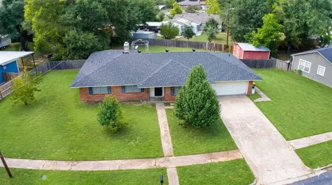 202 Rose Marie Boulevard Hearne TX 77859