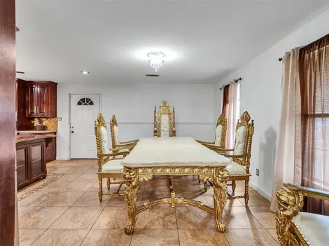 7923 Glenview Drive Houston TX 77061