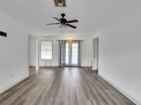 7923 Glenview Drive Houston TX 77061