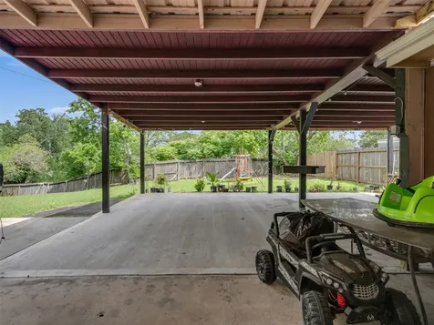 7923 Glenview Drive Houston TX 77061