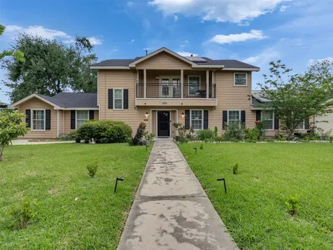 7923 Glenview Drive Houston TX 77061
