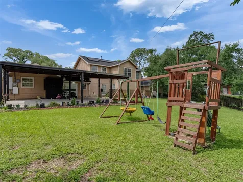 7923 Glenview Drive Houston TX 77061
