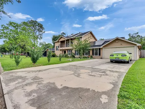 7923 Glenview Drive Houston TX 77061