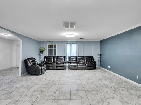 7923 Glenview Drive Houston TX 77061