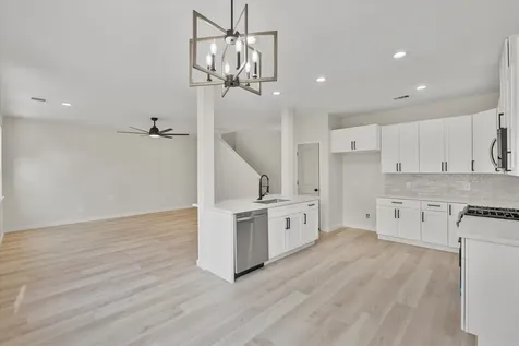 14151 Astonshire Lane Houston TX 77014