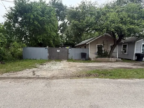 1715 Granger Street Houston TX 77020