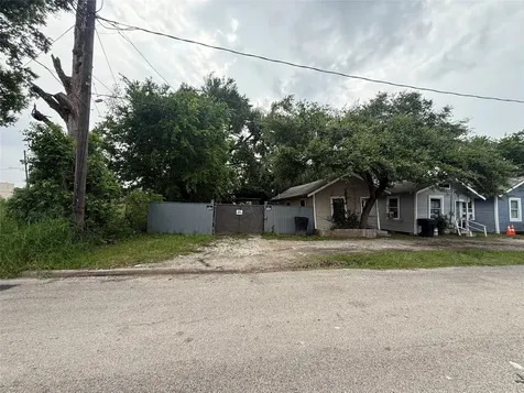 1715 Granger Street Houston TX 77020
