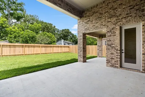 2501 Barton Creek Trail Friendswood TX 77546