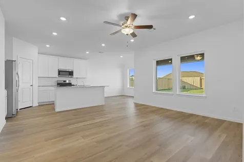 1519 Splashing Wave Drive Iowa Colony TX 77583