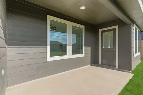 1519 Splashing Wave Drive Iowa Colony TX 77583