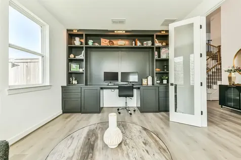 1612 Dayton Ridge Circle Friendswood TX 77546