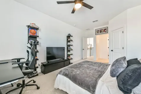 1612 Dayton Ridge Circle Friendswood TX 77546