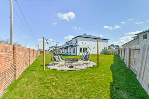 1612 Dayton Ridge Circle Friendswood TX 77546