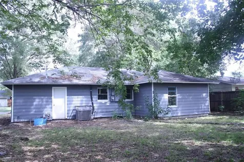 5818 Westover Street Houston TX 77033