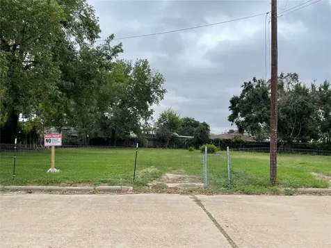 2106 Tuam Street Houston TX 77004