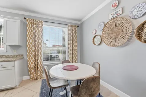 7000 Seawall Boulevard 412 Galveston TX 77551