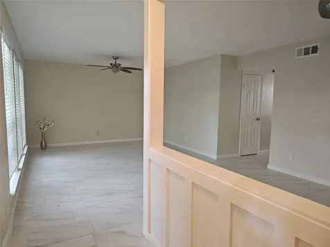 2252 Shadowdale Drive 362 Houston TX 77043