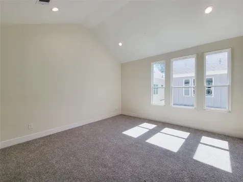 5931 Beall Street B Houston TX 77091