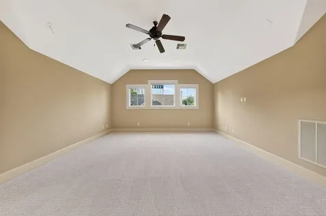 2400 Avalon Place Houston TX 77019