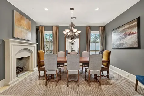 2400 Avalon Place Houston TX 77019