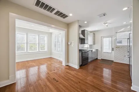 1220 W Gray Street Houston TX 77019