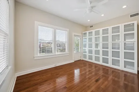 1220 W Gray Street Houston TX 77019