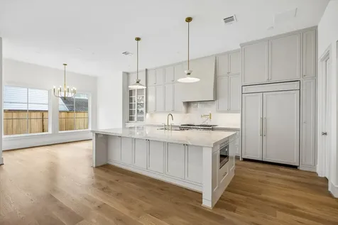 6634 Wakeforest Avenue West University Place TX 77005