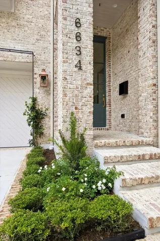 6634 Wakeforest Avenue West University Place TX 77005