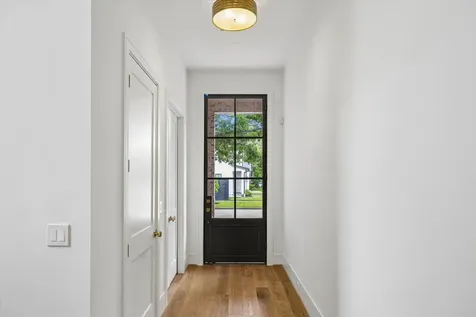 6634 Wakeforest Avenue West University Place TX 77005