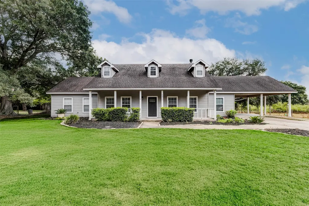 8411 Syms Street Fulshear TX 77441