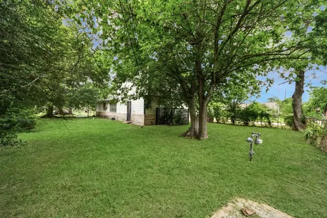 7450 Lakewood Drive Houston TX 77016
