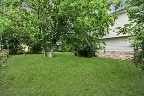 7450 Lakewood Drive Houston TX 77016