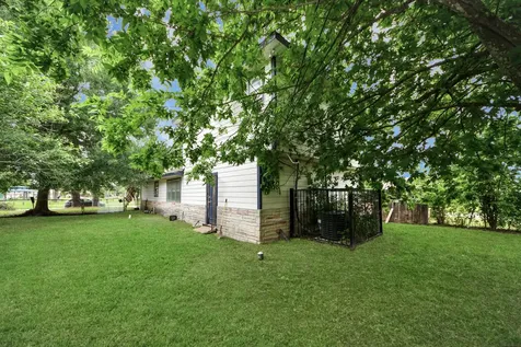 7450 Lakewood Drive Houston TX 77016