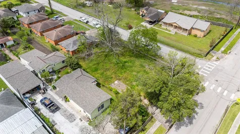 4921 Wipprecht Street Houston TX 77026