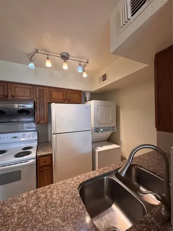 2110 Wilcrest Drive 123 Houston TX 77042