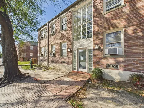 1920 Richmond Avenue 4 Houston TX 77098