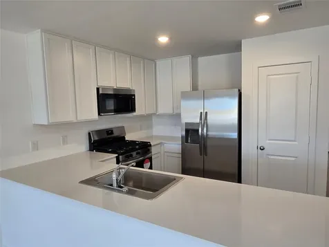 658 Maria Elena Way Cleveland TX 77327