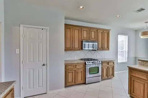 13002 Misty Bay Lane Pearland TX 77584