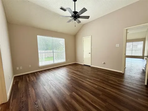 4006 Hunnington Drive Conroe TX 77303