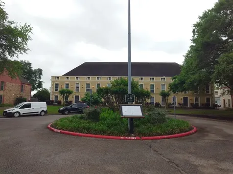 5215 Arboles Drive B Houston TX 77035