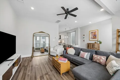 848 Fisher Street C Houston TX 77018