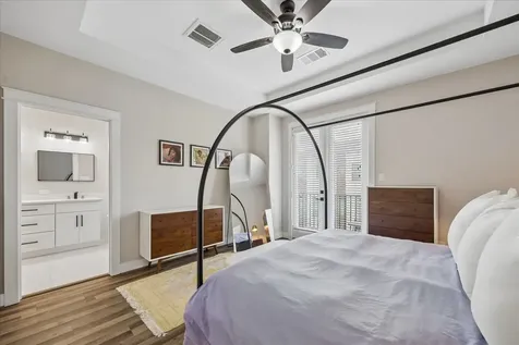 848 Fisher Street C Houston TX 77018