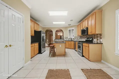 1407 Capri Place Lane Pearland TX 77581