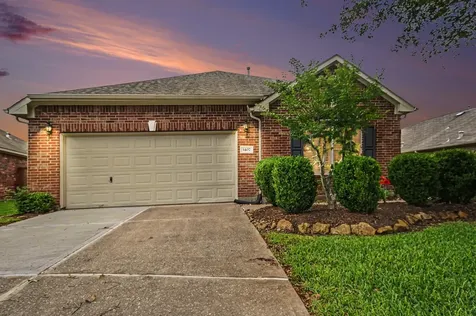 1407 Capri Place Lane Pearland TX 77581