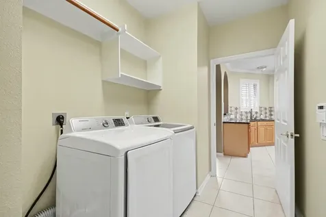1407 Capri Place Lane Pearland TX 77581