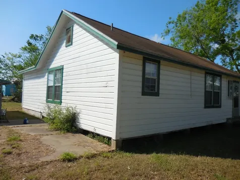 628 Austin Street W Matagorda TX 77457