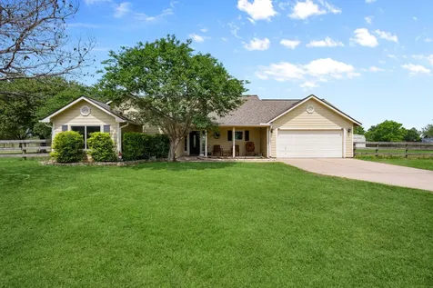 1945 Settlers Way Drive Sealy TX 77474