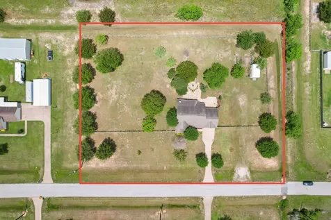 1945 Settlers Way Drive Sealy TX 77474