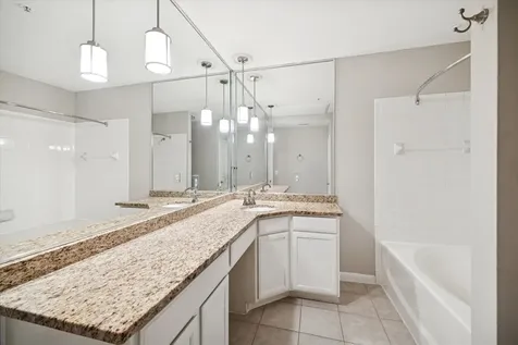 5353 Memorial Drive 2063 Houston TX 77007